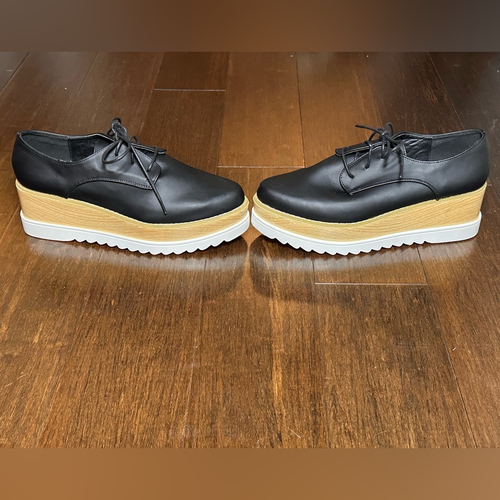 Cape Robbin Fara-2 Black Platform Oxford Shoes Women’s Size 10 Lug Sole Edgy - Picture 7 of 9